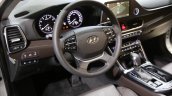 2017 Hyundai Grandeur interior unveiled