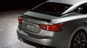 2017 Nissan Maxima SR Midnight Edition rear fascia