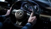 Lexus ES 300h steering wheel