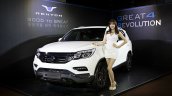 2017 SsangYong Rexton front three quarters