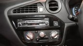 Datsun Redi-GO 1.0L centre console