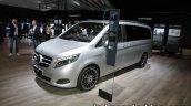 Mercedes V-Class Exclusive Edition front three quarters at the IAA 2017