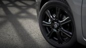 Nissan Pulsar Black Edition 17 inch alloy wheels