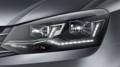 VW Vento Highline Plus headlamp