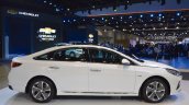 2018 Hyundai Sonata Hybrid (facelift) right side at 2017 Dubai Motor Show