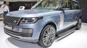 2018 Range Rover at Dubai Motor Show 2017 front three quarters