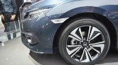 Honda Civic wheel at Auto Expo 2018