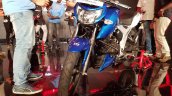2018 TVS Apache RTR 160 4V India launch Blue front