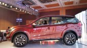 2018 Mahindra XUV500 facelift side profile