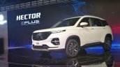 Mg Hector Plus Front Three Quarters Left Side Auto