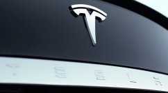 Tesla Developing New Batteries for Robotaxi, Cybertruck, and Other EVs