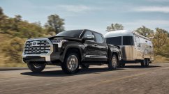 Toyota Brings US-Built Tundra, Highlander to Japan