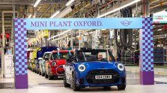 MINI Cooper Convertible Returns to Oxford Production Line