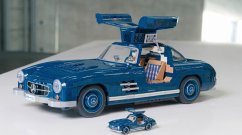 300 SL Gullwing Scale Model: A Must-Have for Mercedes Fans