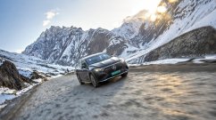 Mercedes-Benz EQS 450 4MATIC SUV Sets Guinness World Record in India