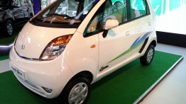 Report - Tata Nano emax CNG to be launched in October