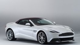 The Aston Martin Vanquish Volante is a convertible with captivating looks