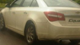 Chevrolet Cruze spotted in Pune featuring a different stoplight