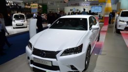 Frankfurt Live - Entry-level Lexus GS 300h arrives