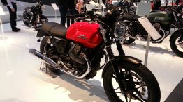 EICMA Live - 2014 Moto Guzzi V7 Stone, Special and Racer unveiled