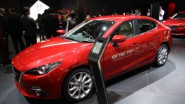 2013 Tokyo Motor Show Live - Mazda3 Hybrid and CNG