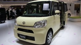 2013 Tokyo Motor Show Live - New Daihatsu Tanto