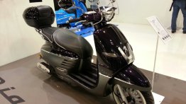 Mahindra to introduce Peugeot Scooters in Vietnam - Report