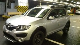 Spied - 2014 Renault Logan and Sandero Stepway in Russia