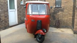 Video - Bajaj RE Rickshaw transformed into a 100 bhp tarmac fraying brat