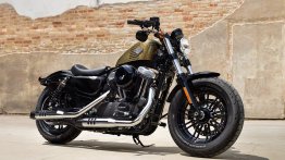 Harley Davidson Dark Custom range, select 2016 models unveiled - IAB Report