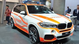 BMW X5 Emergency, BMW i3 Fluid Black, BMW M4 Frozen Red Metallic - 2015 Frankfurt Motor Show Live