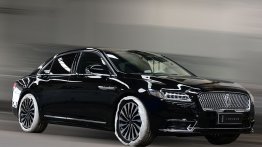 2017 Lincoln Continental spied undisguised in China