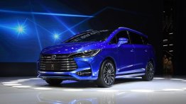 This Chinese MPV looks like an upscale Toyota Innova Crysta