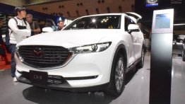 Mazda CX-8 at 2017 Tokyo Motor Show - Live