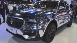 Borgward BX5 chrome showcased at the 2017 Dubai Motor Show