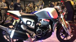 Mahindra Mojo-based Peugeot P2x Roadster & P2x Cafe Racer - 2018 Paris Motor Show Live