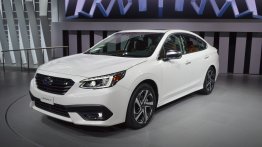 2020 Subaru Legacy - Motorshow Focus