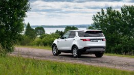 Land Rover Discovery 2.0L diesel launched in India, priced from INR 75.18 lakh