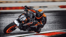 KTM 890 Duke R could be launched in India in 2021 - Report