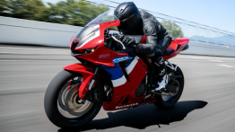 INR 11.37 lakh new Honda CBR600RR launched in Japan