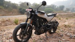 Husqvarna Svartpilen 250, Vitpilen 250 Price Crosses INR 2 Lakh Mark