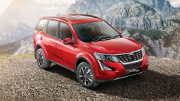 Over INR 80,000 Off on Mahindra XUV500 - Tata Safari Effect?