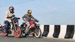 Can Bajaj Pulsar NS160 Beat Yamaha MT-15 in Top-End Drag Race?