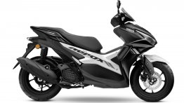 Yamaha Aerox 155 Gets a New & Attractive Black Colour