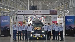 First Unit of Kia Carens Rolls Out From Factory