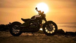 Jawa 42 Bobber Black Mirror Launched in India, Looks Attractive