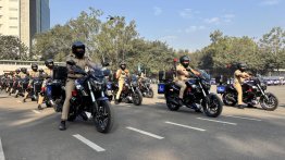 Pune Police Inducts 100 Bajaj Dominar 400 Motorcycles for Rapid Response Duties