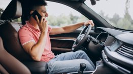 What Counts as Distracted Driving in Florida