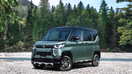 Mitsubishi Delica Mini Wins Japan Car of the Year Design Award