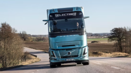 Volvo to Launch Electric Truck With 600 km Range in 2025